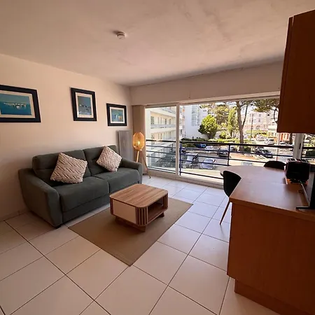 Ti Gon - Le Cabanon Baulois Apartment *